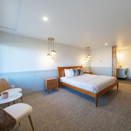 Seagull Bay Motel Бейфилд Номер фото