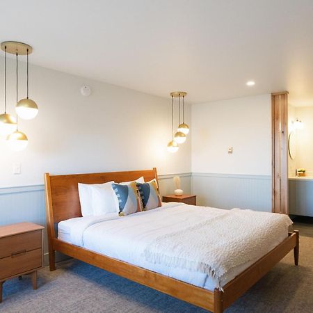 Seagull Bay Motel Бейфилд Номер фото