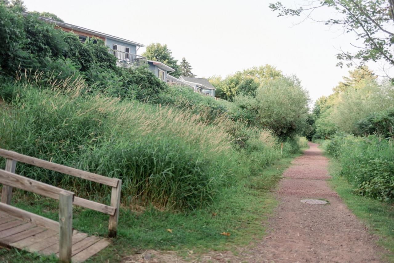 Seagull Bay Motel Бейфилд Экстерьер фото
