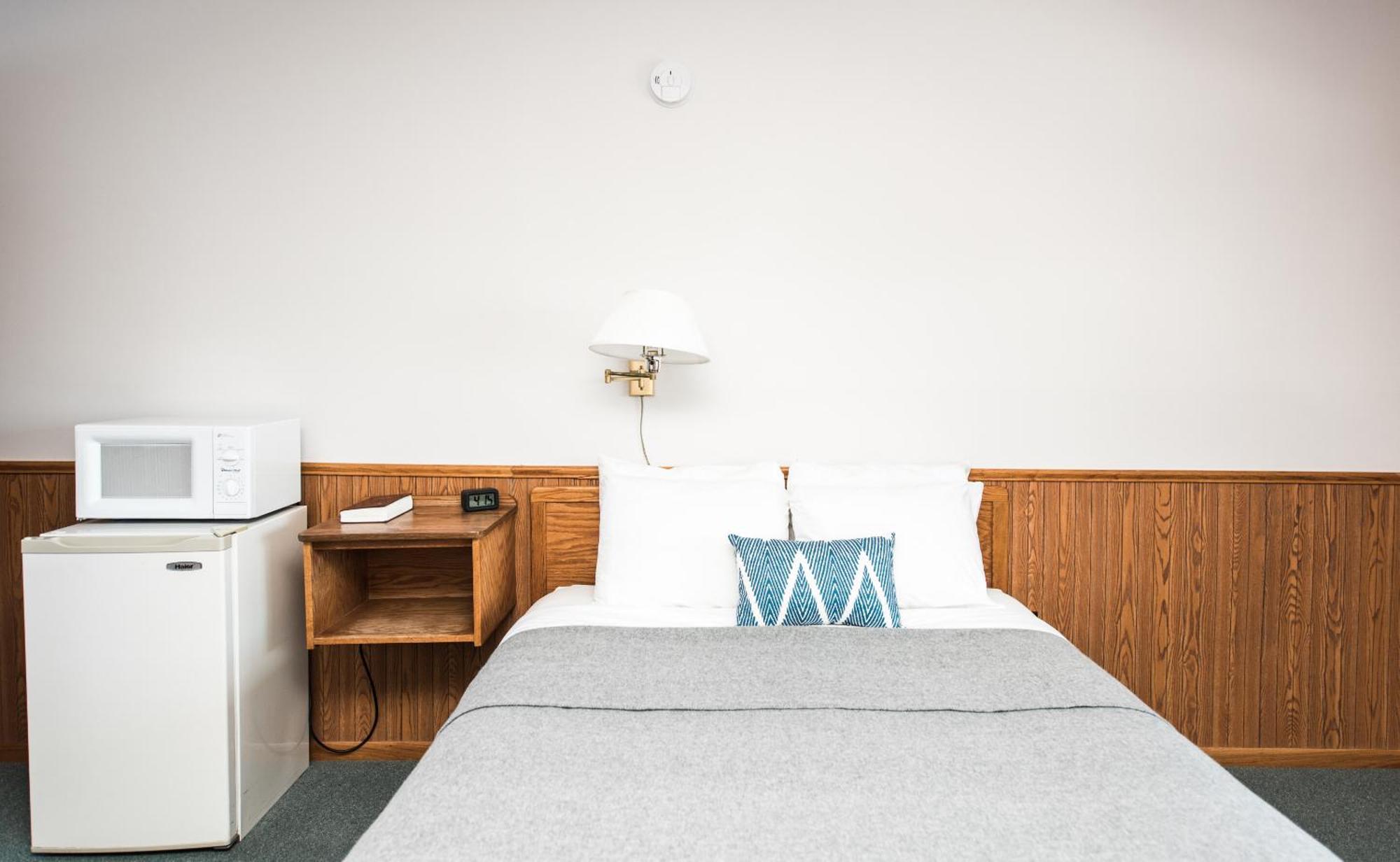 Seagull Bay Motel Бейфилд Номер фото